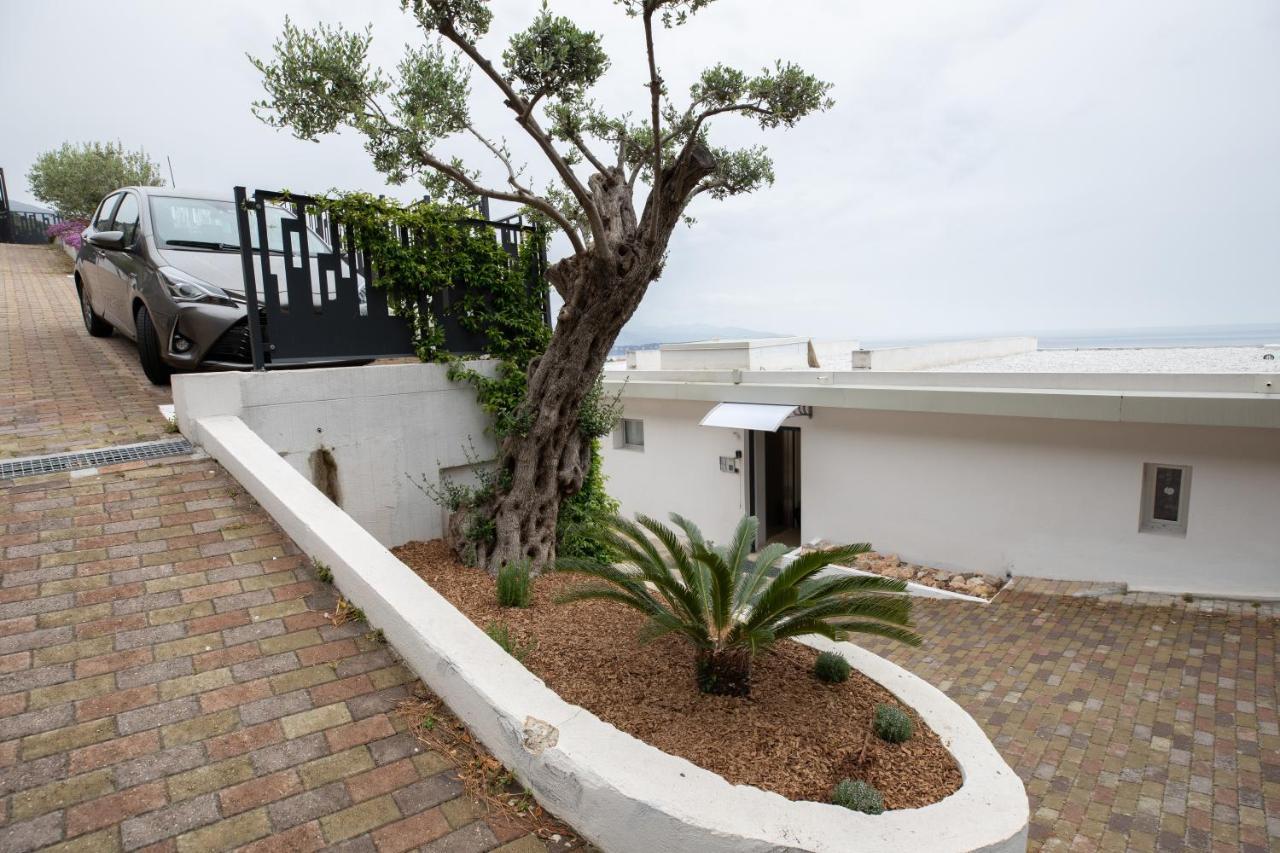 Mont Des Olives - Cap D'Ail- App6 Appartement Saint-Antoine  Buitenkant foto